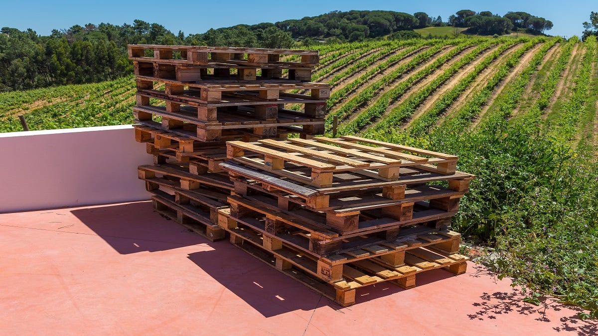 agriculture pallet header